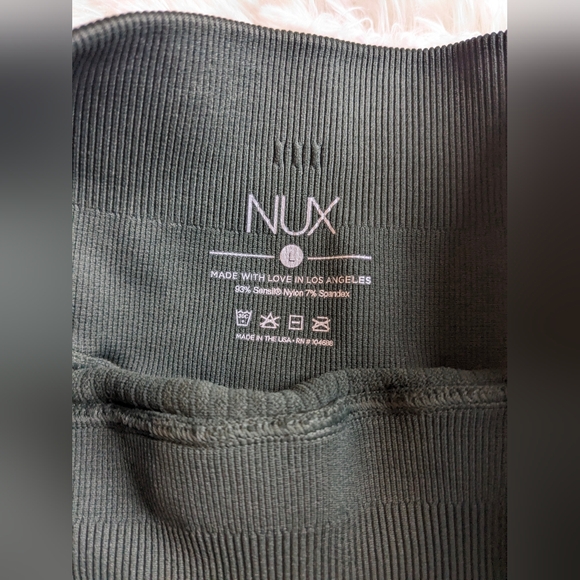 NUX Leggings Womens Size L Green Ribbed High Compression Athletic NWT - Picture 7 of 8